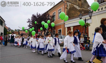 匈牙利海外生活怎么樣，“不排華”才是重點(diǎn)！